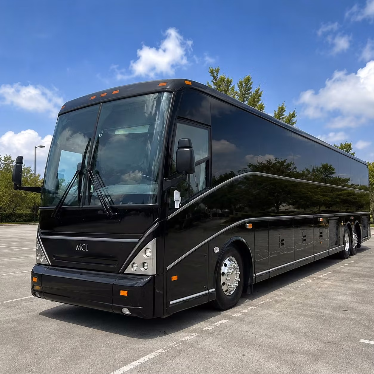 employee shuttle services that keep louisville teams moving every day